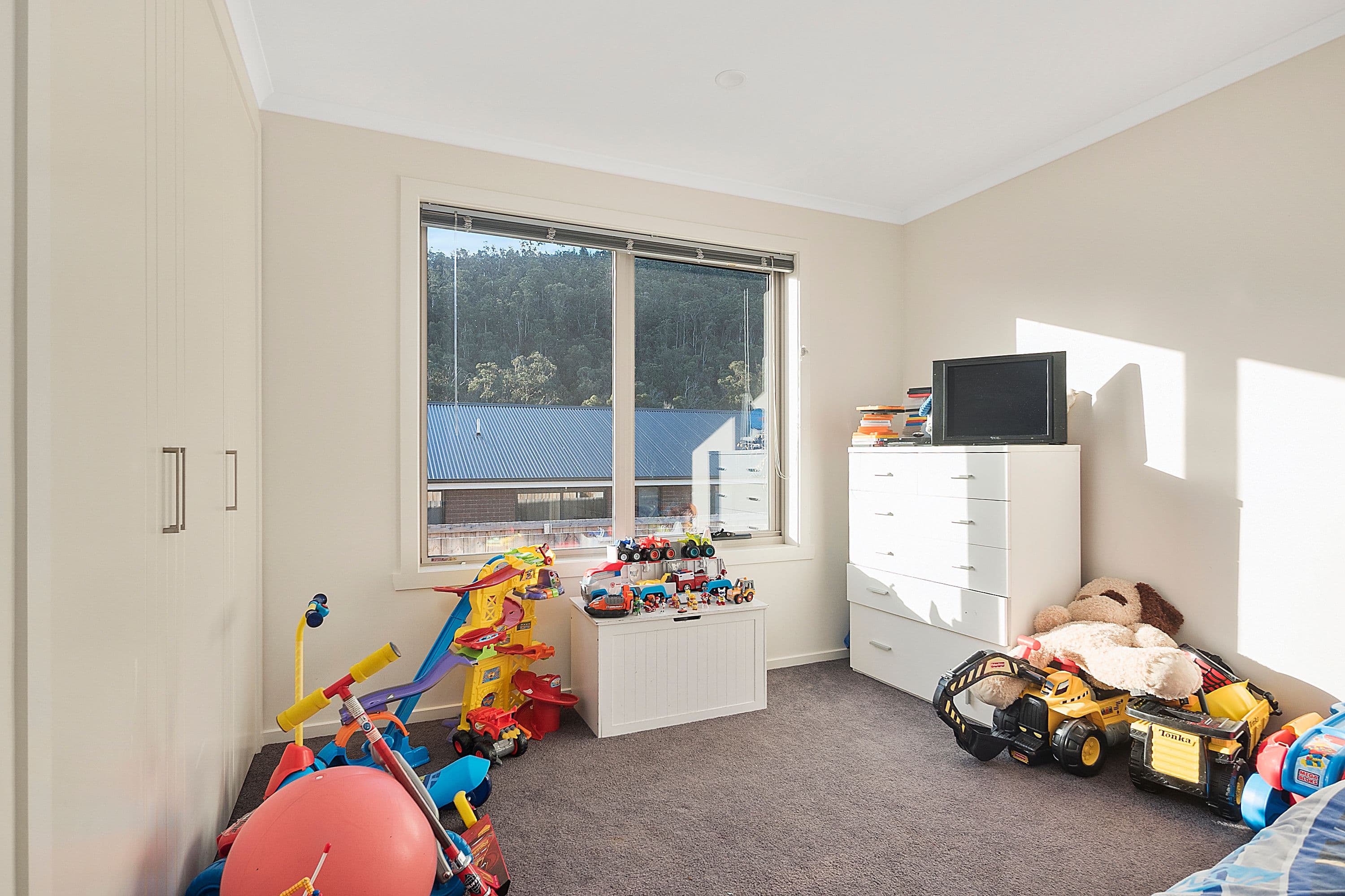 4 Roxy Place, Mornington TAS 7018, Mornington - Thumbnail 8