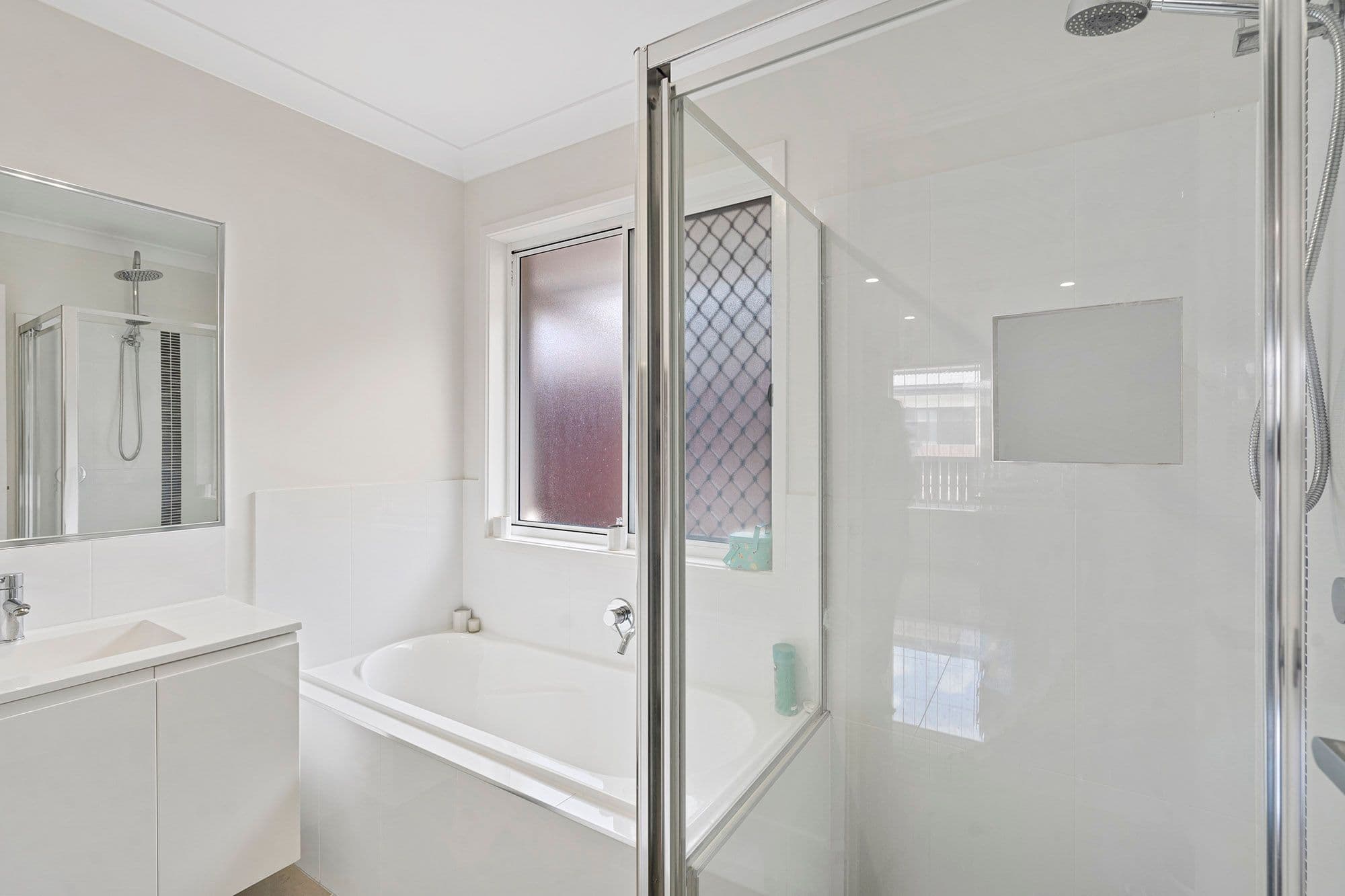 16 Sunstone Court, Logan Reserve QLD 4133, Logan Reserve - Thumbnail 4