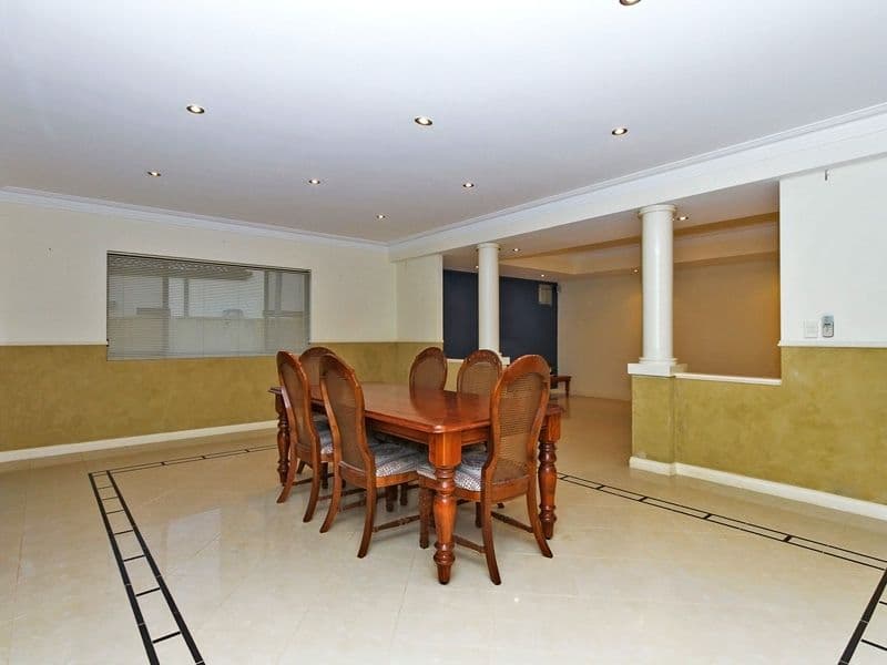 15 Cottonwood Crescent, DIANELLA WA 6059, Dianella - Thumbnail 7