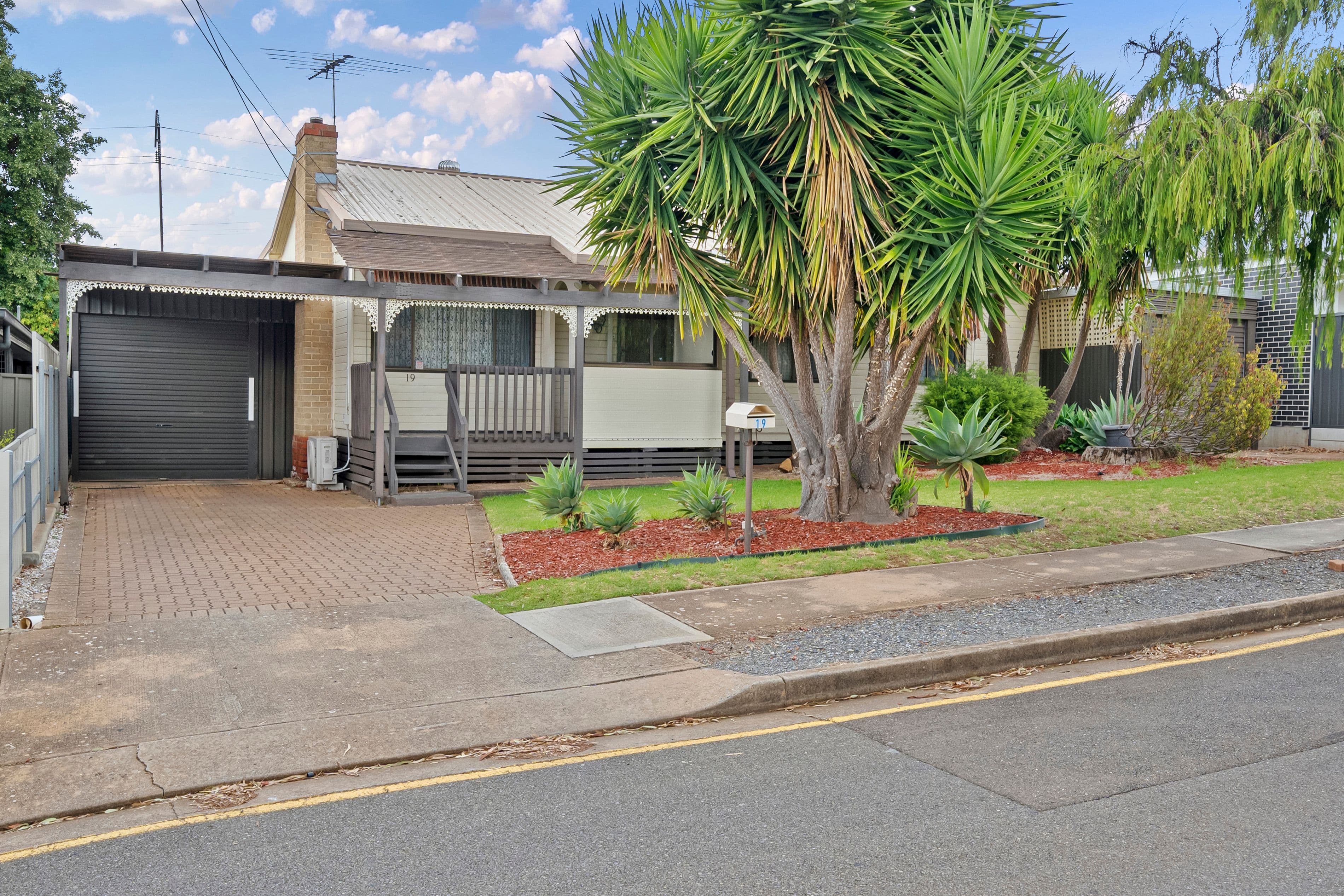 19 Branksome Terrace, Dover Gardens SA 5048, Dover Gardens - Thumbnail 2