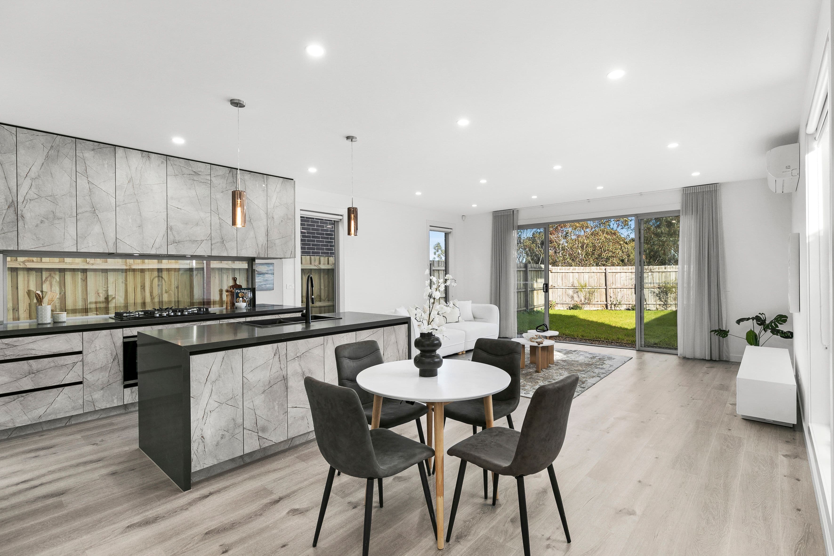 10 Candy Road, Greenvale VIC 3059, Greenvale - Thumbnail 2