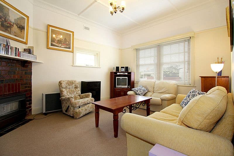 11 Trevethic Road, SPRINGVALE VIC 3171, Springvale - Thumbnail 2