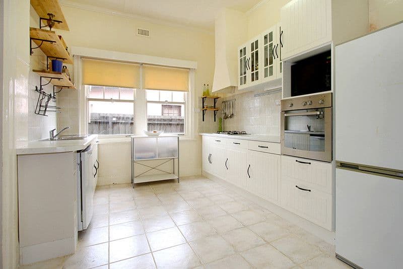 11 Trevethic Road, SPRINGVALE VIC 3171, Springvale - Thumbnail 4
