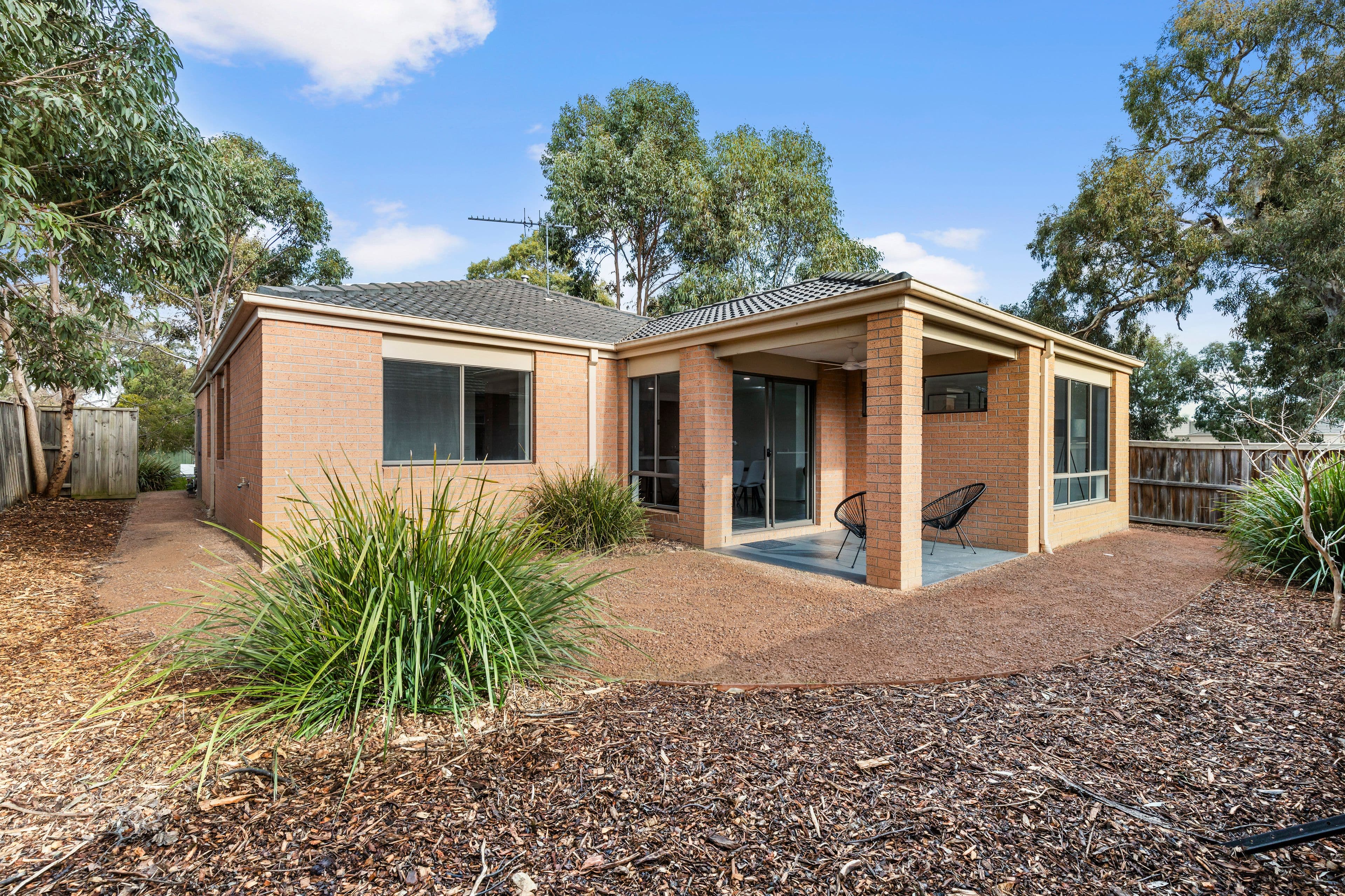 174 Gordons Road, South Morang VIC 3752, South Morang - Thumbnail 2