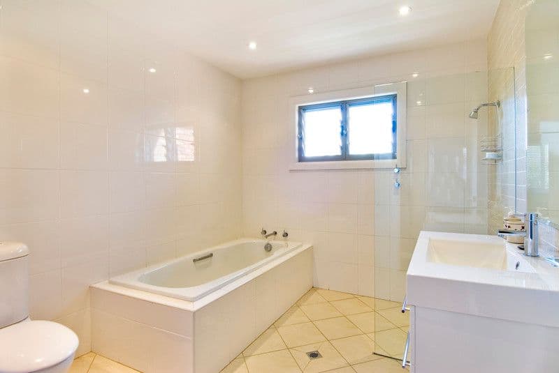 4 Lae Place, ALLAMBIE HEIGHTS NSW 2100, Allambie Heights - Thumbnail 4