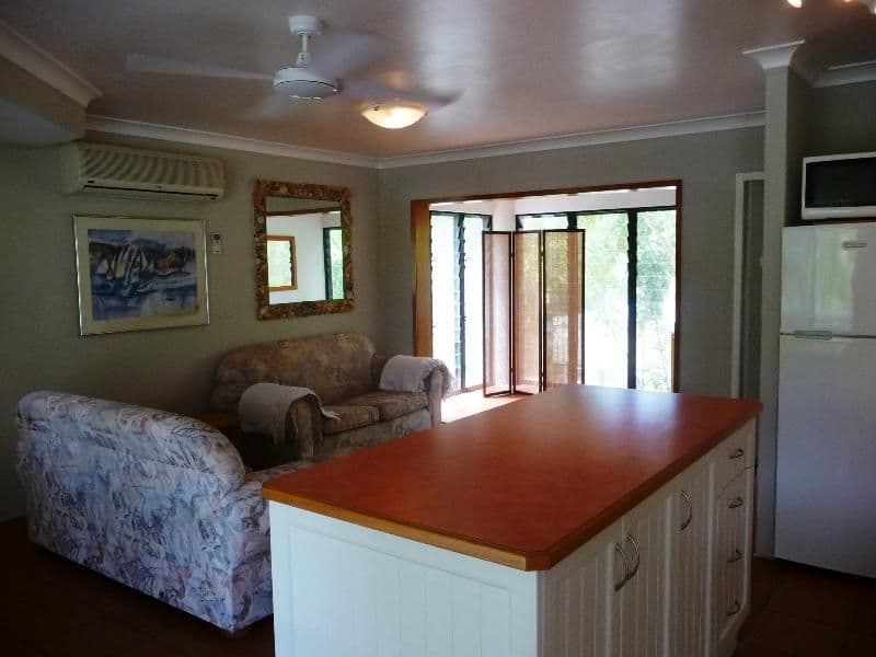32 MOWBRAY Street, PORT DOUGLAS QLD 4877, Port Douglas - Thumbnail 4