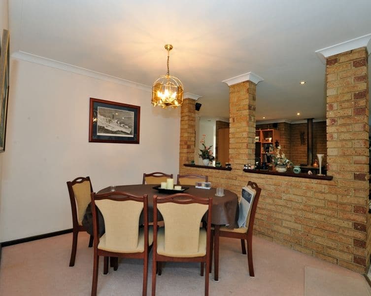 61 Mahogany Drive, HALLS HEAD WA 6210, Halls Head - Thumbnail 4