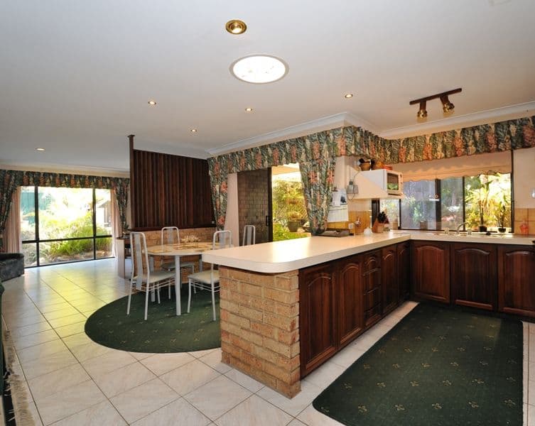61 Mahogany Drive, HALLS HEAD WA 6210, Halls Head - Thumbnail 8