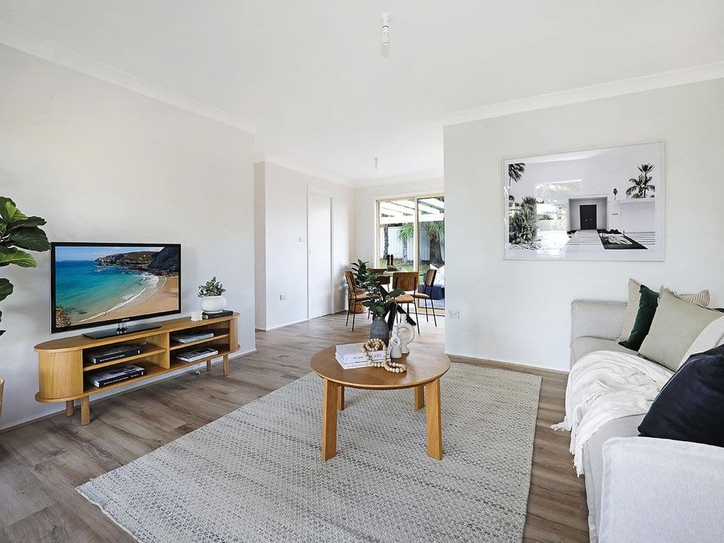 8 Habeda Avenue, Horsley - Thumbnail 3