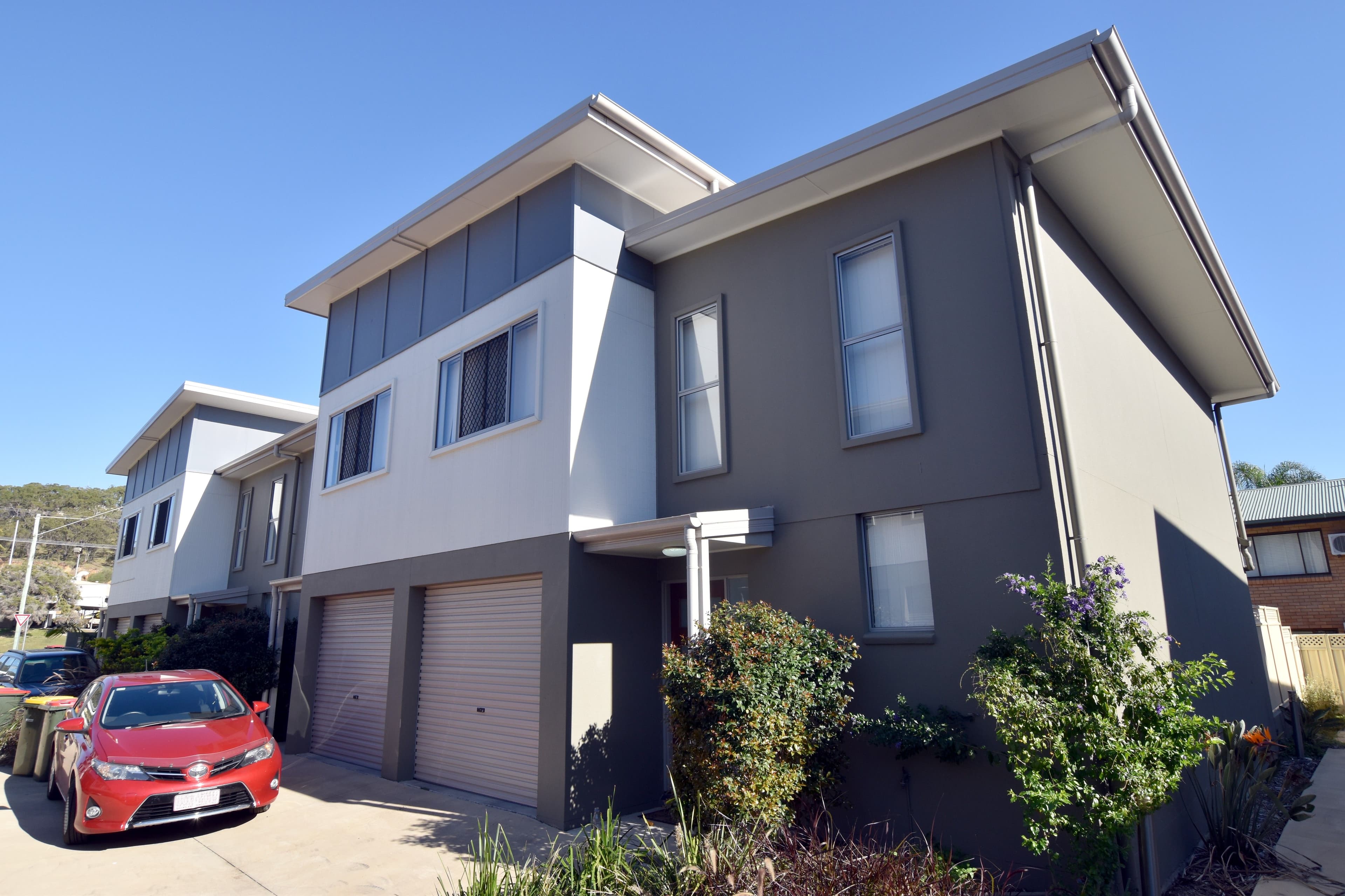 214 Oaka Street, South Gladstone QLD 4680, South Gladstone - Image 1