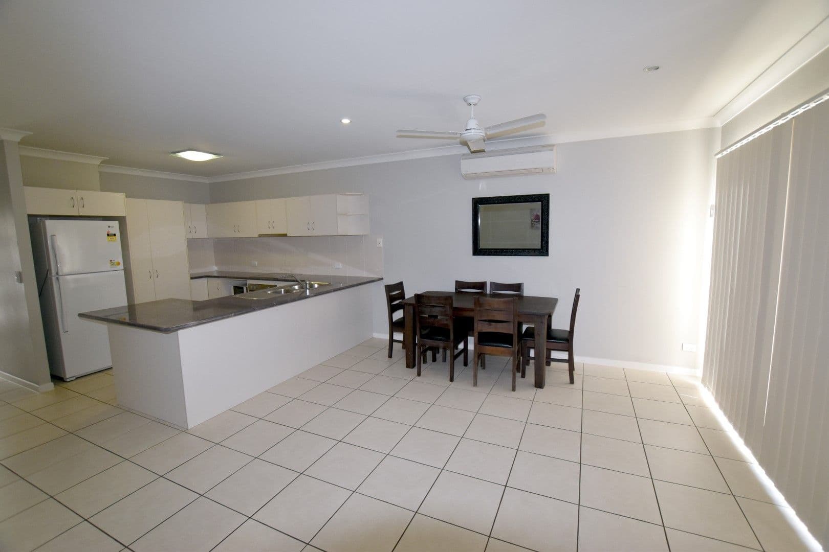 214 Oaka Street, South Gladstone QLD 4680, South Gladstone - Thumbnail 3