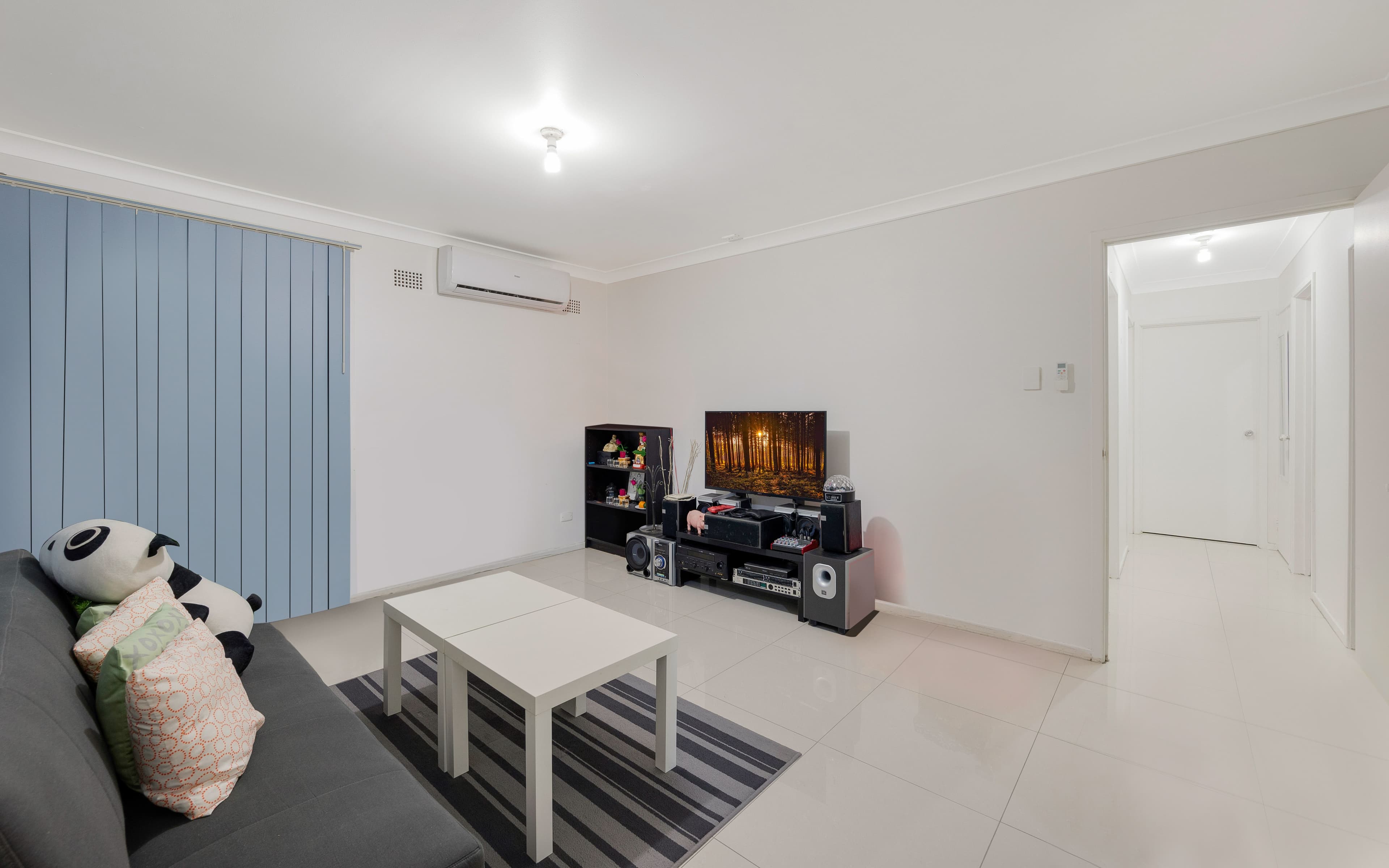 7 Hickory Place, Macquarie Fields NSW 2564, Macquarie Fields - Thumbnail 3