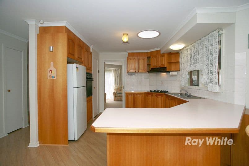 21 Filomena Court, CRANBOURNE NORTH VIC 3977, Cranbourne North - Thumbnail 2
