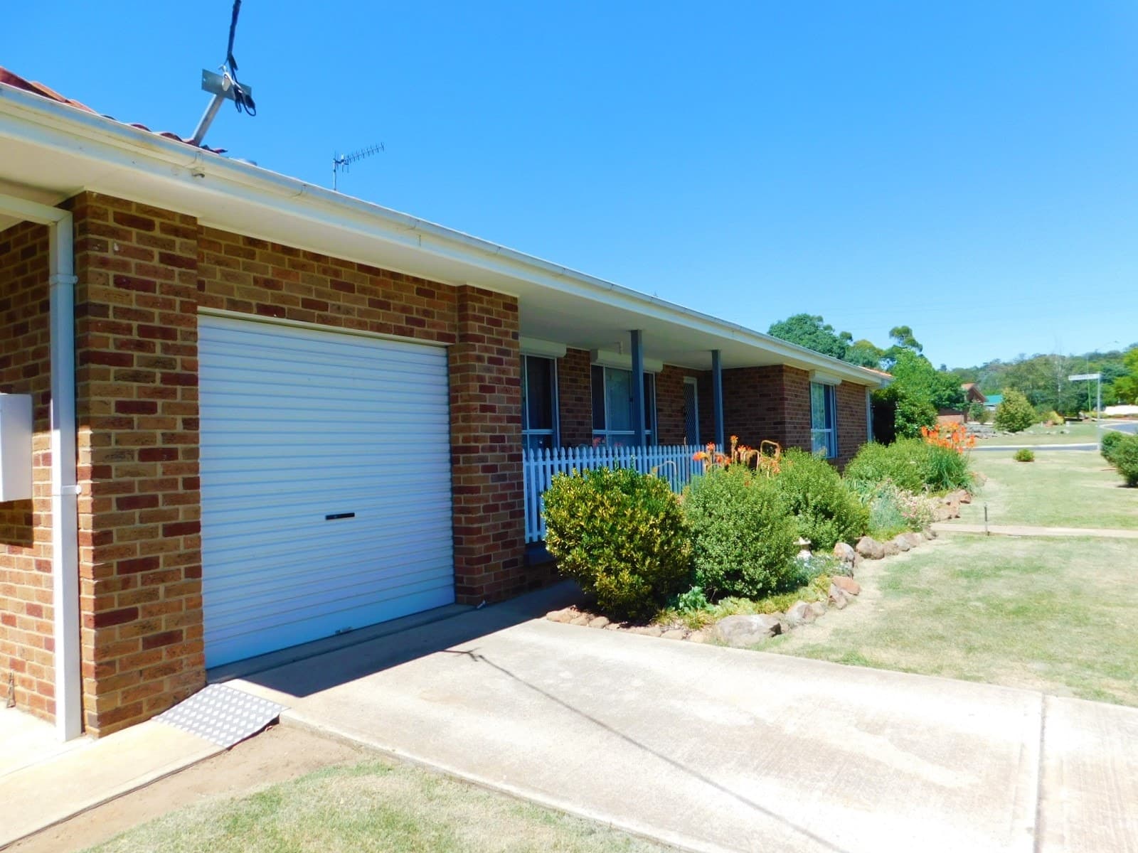 16 Nambucca Street, Cooma, Cooma - Thumbnail 4