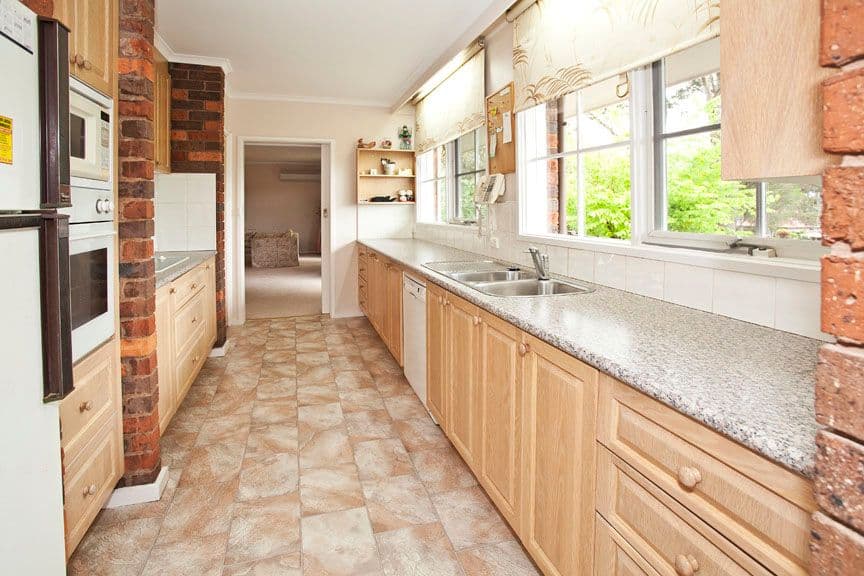 7 Duton Court, WHEELERS HILL VIC 3150, Wheelers Hill - Thumbnail 2