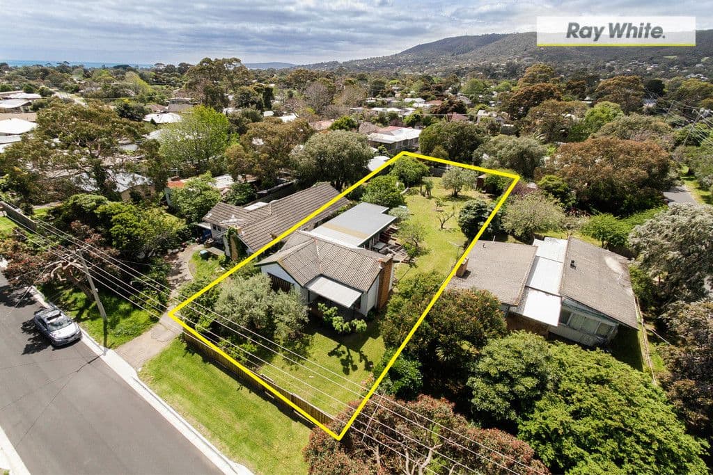 19 Potton Avenue, ROSEBUD VIC 3939, Rosebud - Thumbnail 2