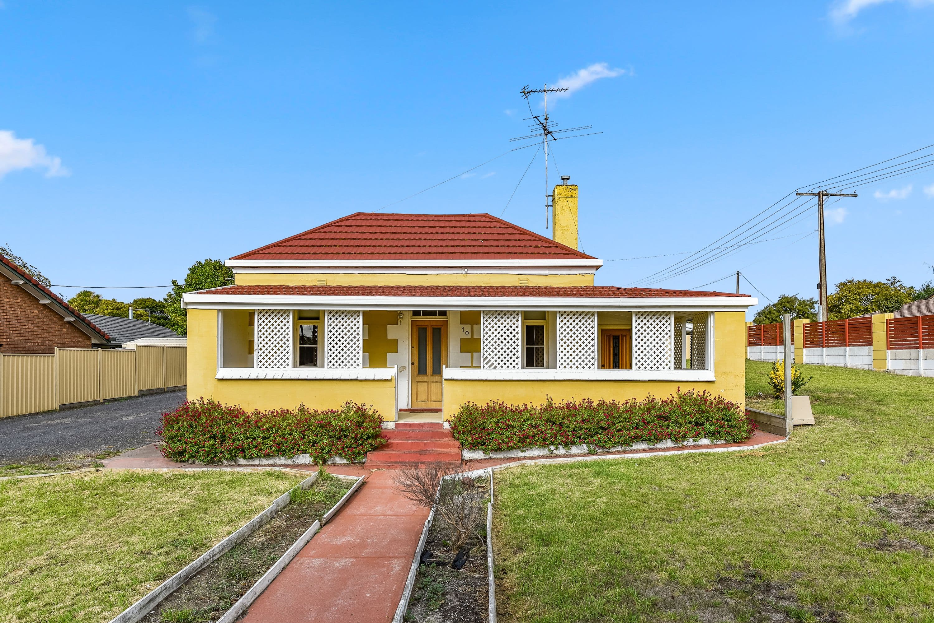 10 Sutton Avenue, Mount Gambier SA 5290, Mount Gambier - Image 1