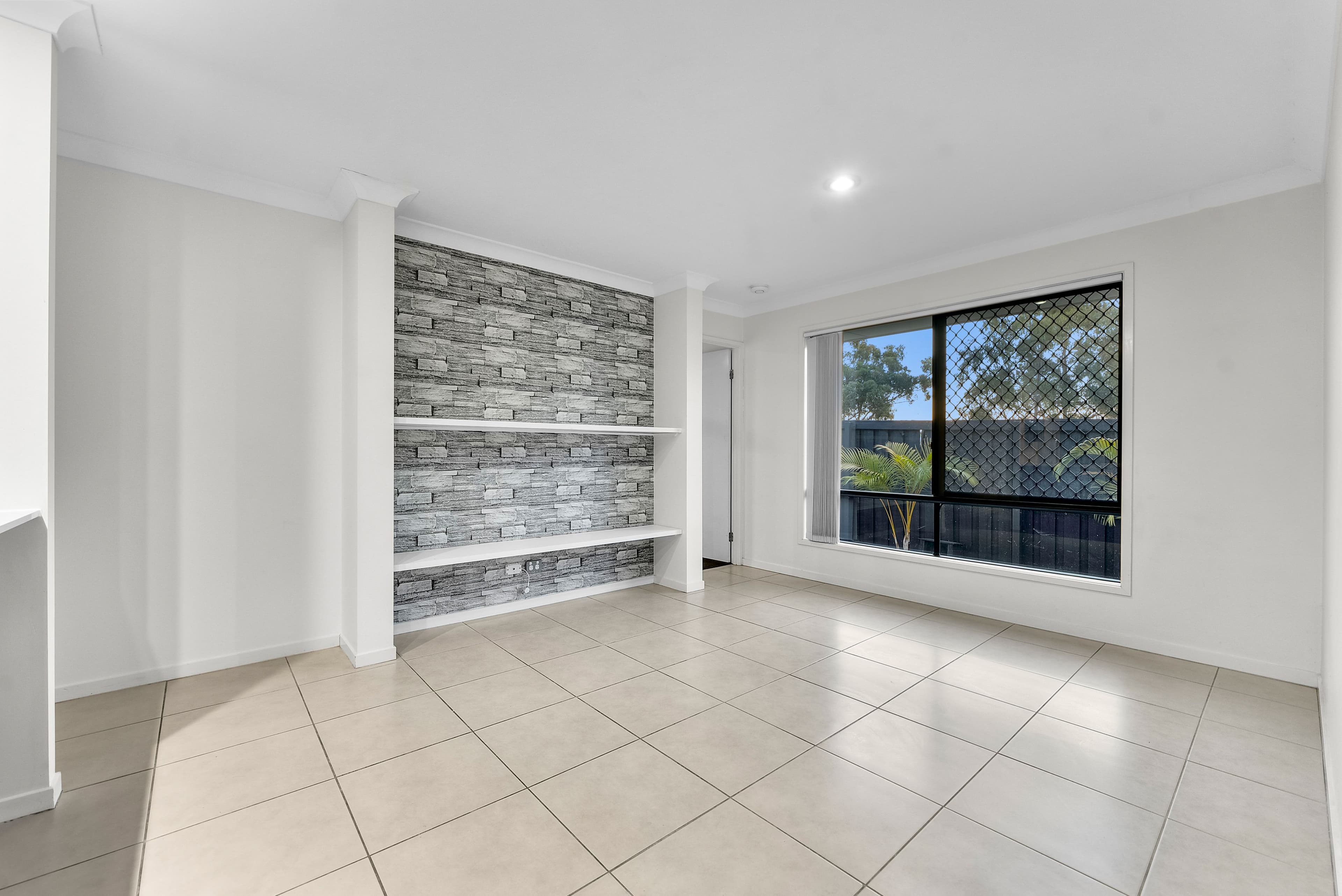 20 Denham Crescent, North Lakes QLD 4509, North Lakes - Thumbnail 5