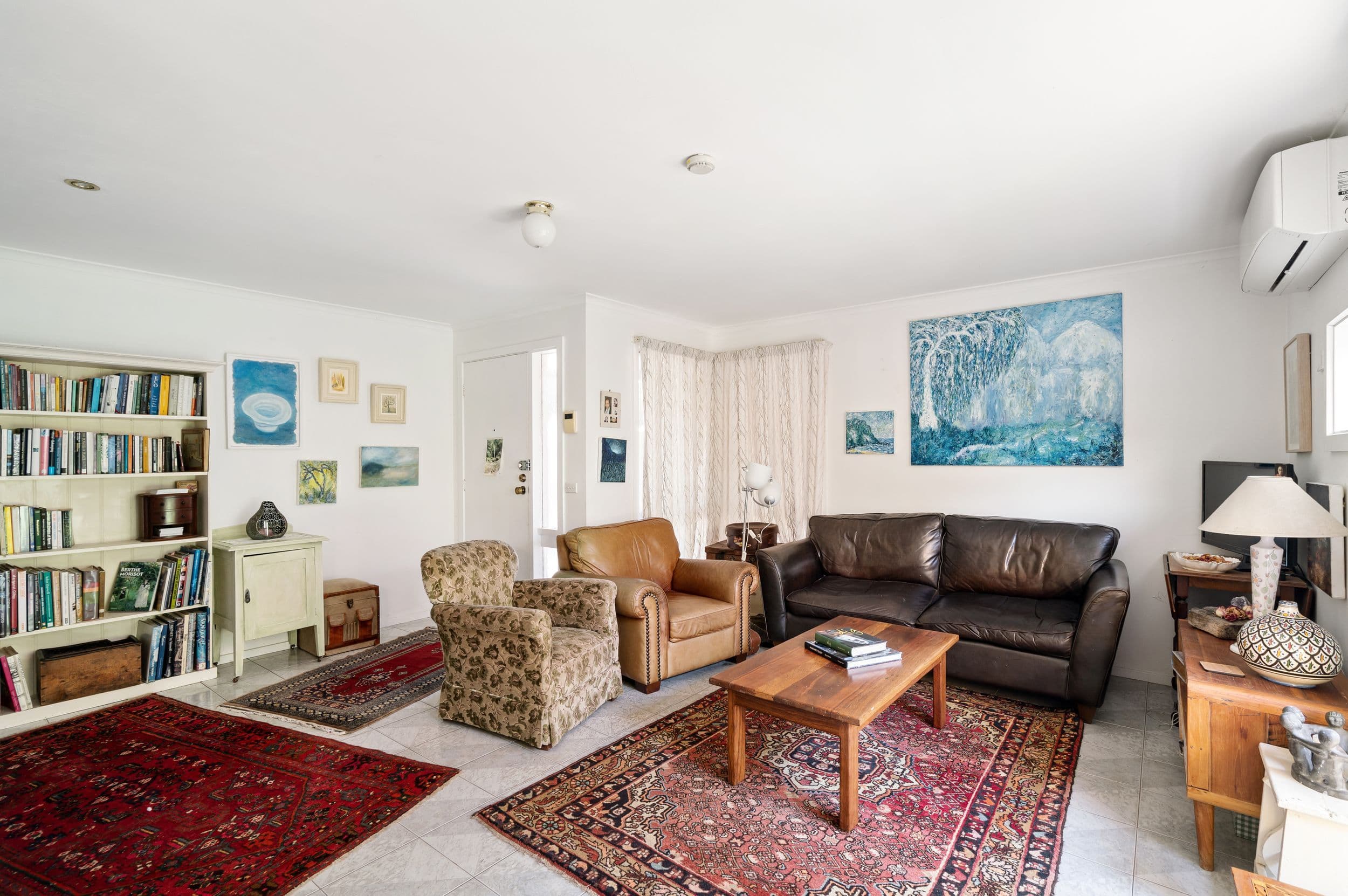 20 Hopkins Court, Altona Meadows VIC 3028, Altona Meadows - Thumbnail 2