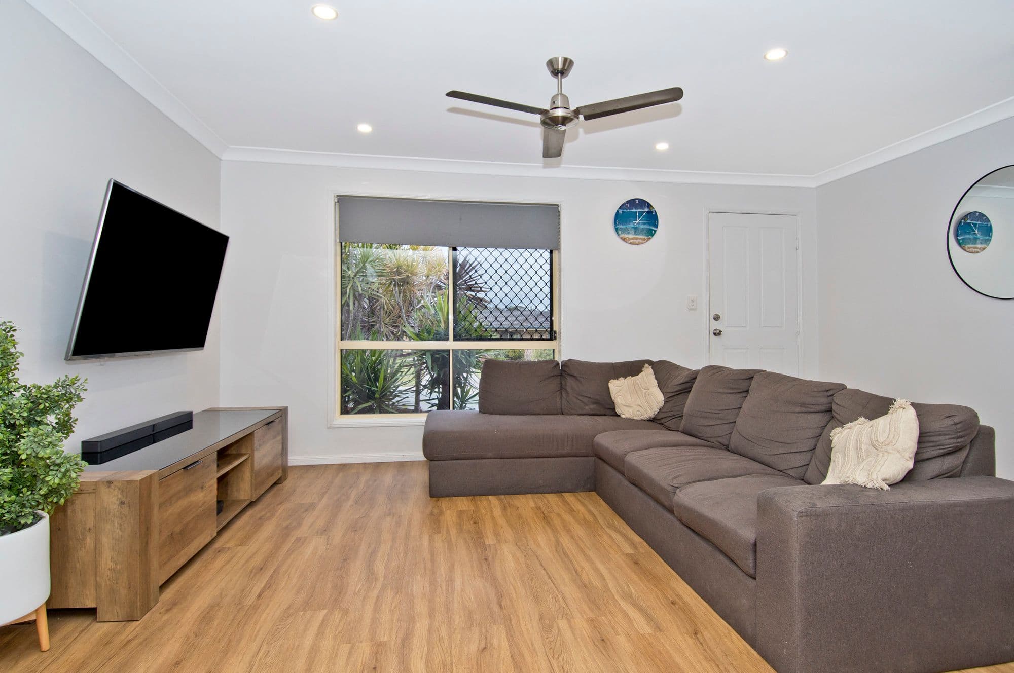 8 Waterline Crescent, Waterford QLD 4133, Waterford - Thumbnail 4