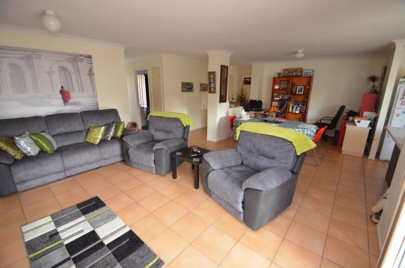 15 Oxbridge Chase, Arundel QLD 4214, Arundel - Thumbnail 3