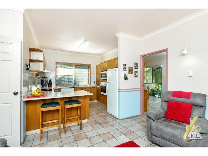 5 Uralla Place,  Karana Downs, Karana Downs - Thumbnail 5