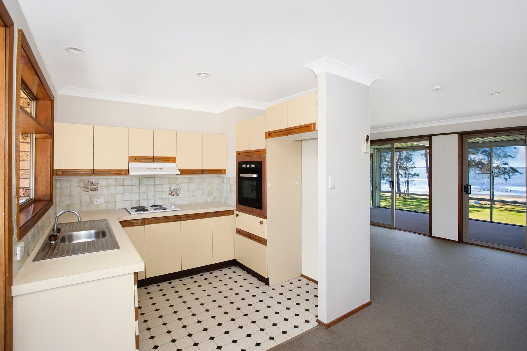 476 Tuggerawong Road, Tuggerawong - Thumbnail 5