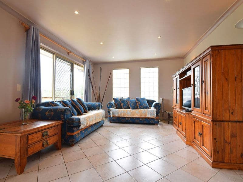 1 Coral Close, Rosebud VIC 3939, Rosebud - Thumbnail 2