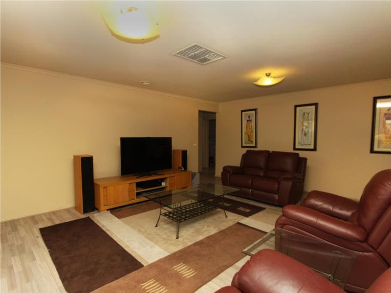 1/10 Gordon Street, Werribee - Thumbnail 8