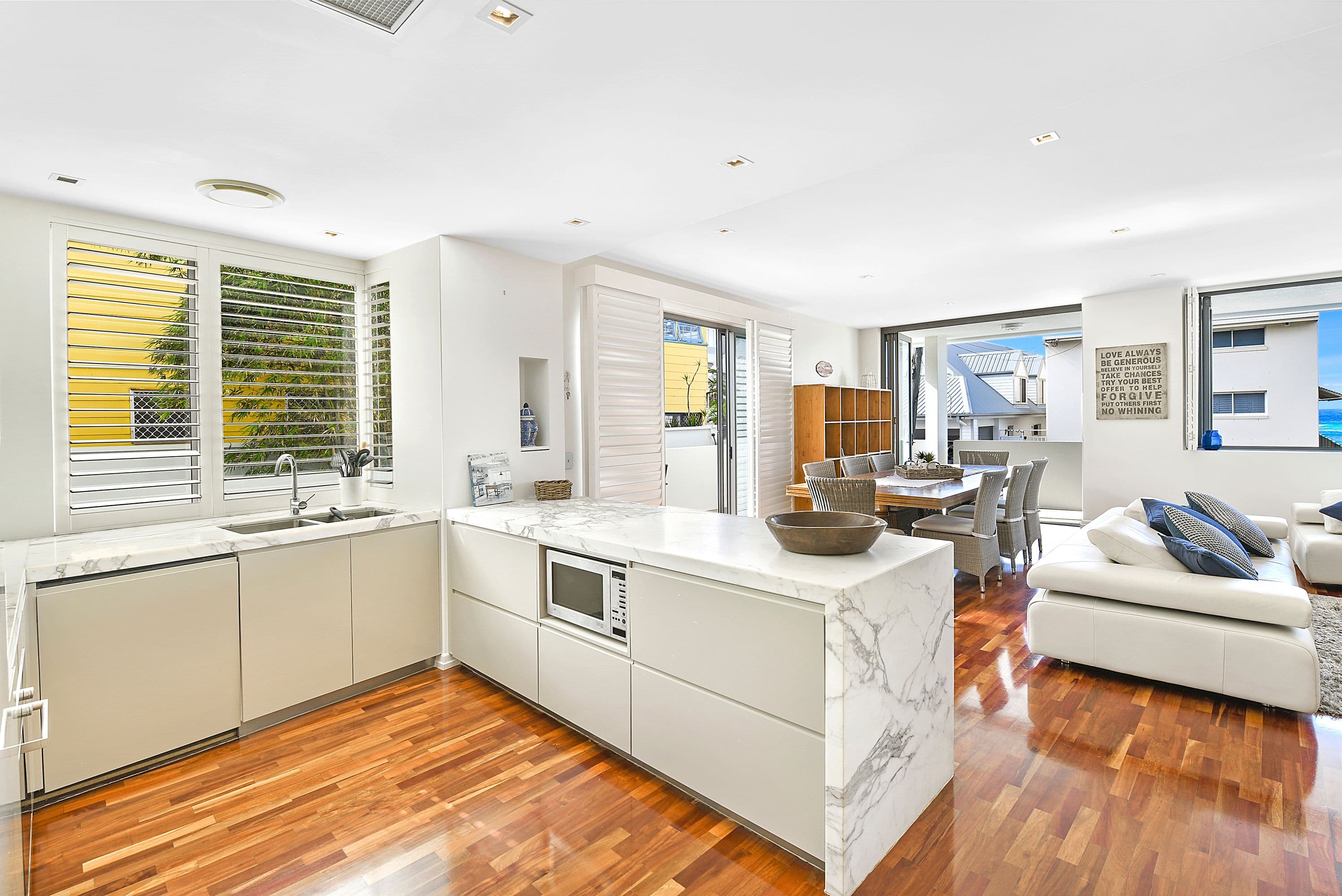 160 Jefferson Lane, Palm Beach QLD 4221, Palm Beach - Thumbnail 3