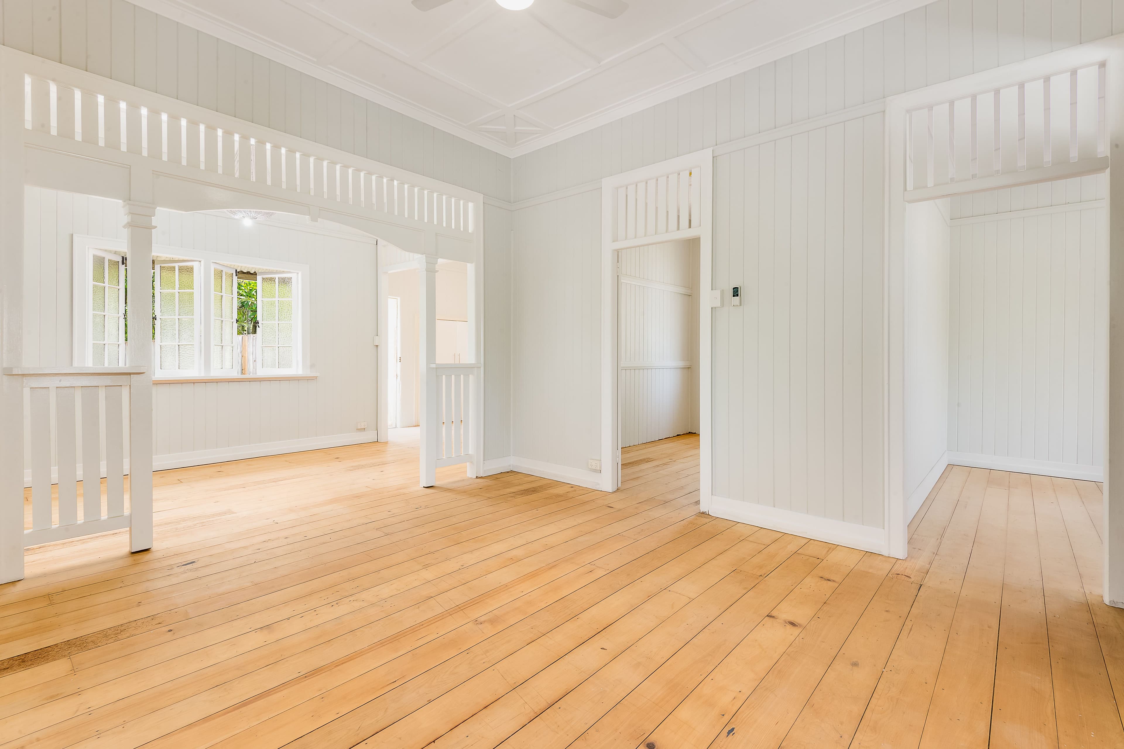 6 Rouen Road, Bardon QLD 4065, Bardon - Thumbnail 2