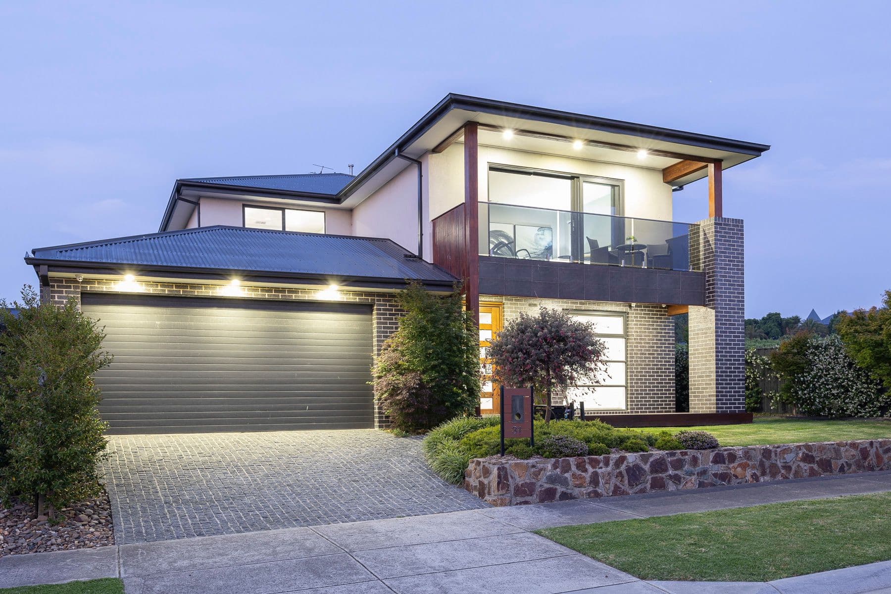 31 Renishaw Drive, Officer VIC 3809, Officer - Thumbnail 2