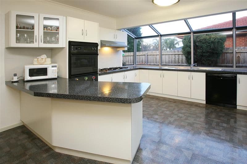 43 Arthur Phillip Way, MILL PARK VIC 3082, Mill Park - Thumbnail 6
