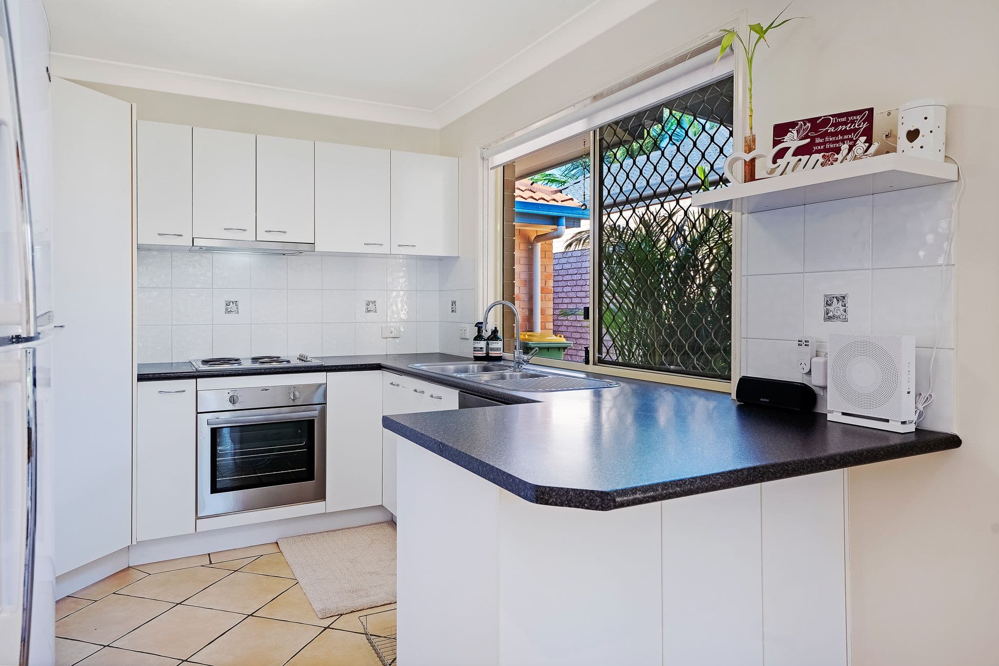 10 Dorrigo Court, North Lakes QLD 4509, North Lakes - Thumbnail 6