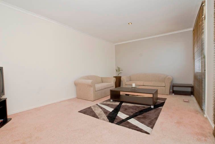 4 Nottingham Sqaure, WANTIRNA VIC 3152, Wantirna - Thumbnail 2