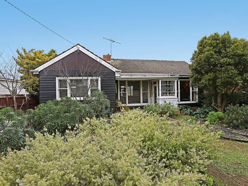120 Roslyn Road, BELMONT VIC 3216, Belmont - Thumbnail 2