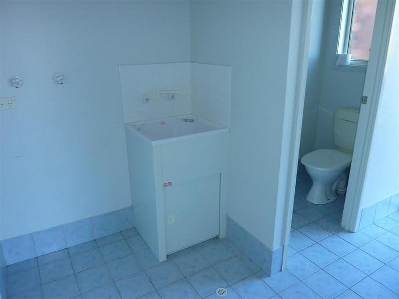 12 Merlin Place, ORMEAU QLD 4208, Ormeau - Thumbnail 3