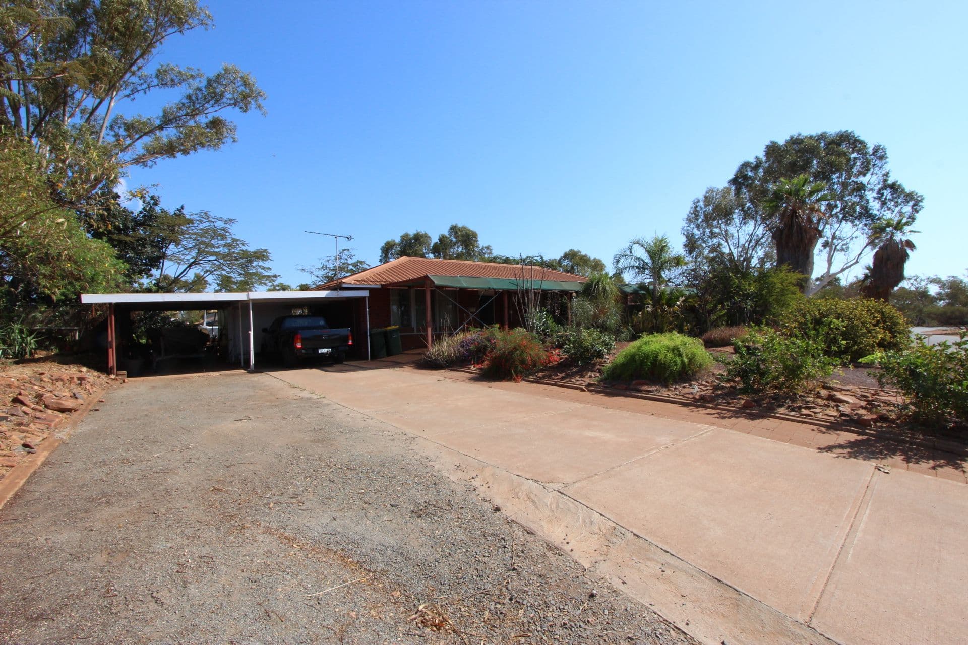 6 Stirling Crescent, Dampier WA 6713, Dampier - Image 1