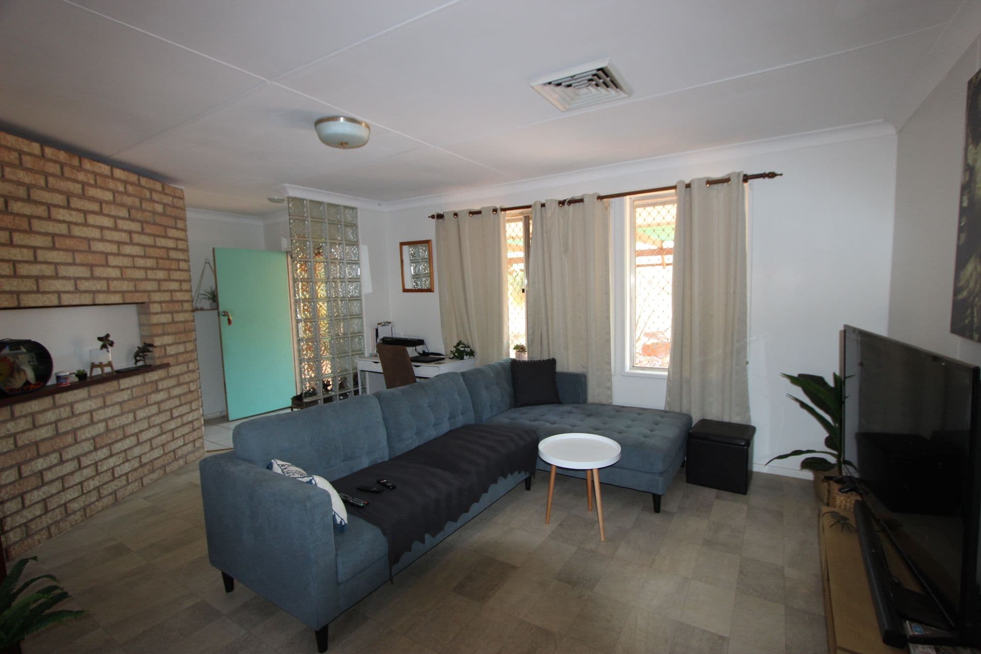 6 Stirling Crescent, Dampier WA 6713, Dampier - Thumbnail 3
