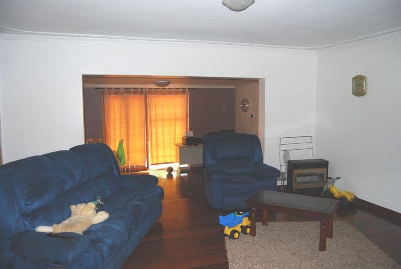 40 Lyminge Street, GOSNELLS WA 6110, Gosnells - Thumbnail 2