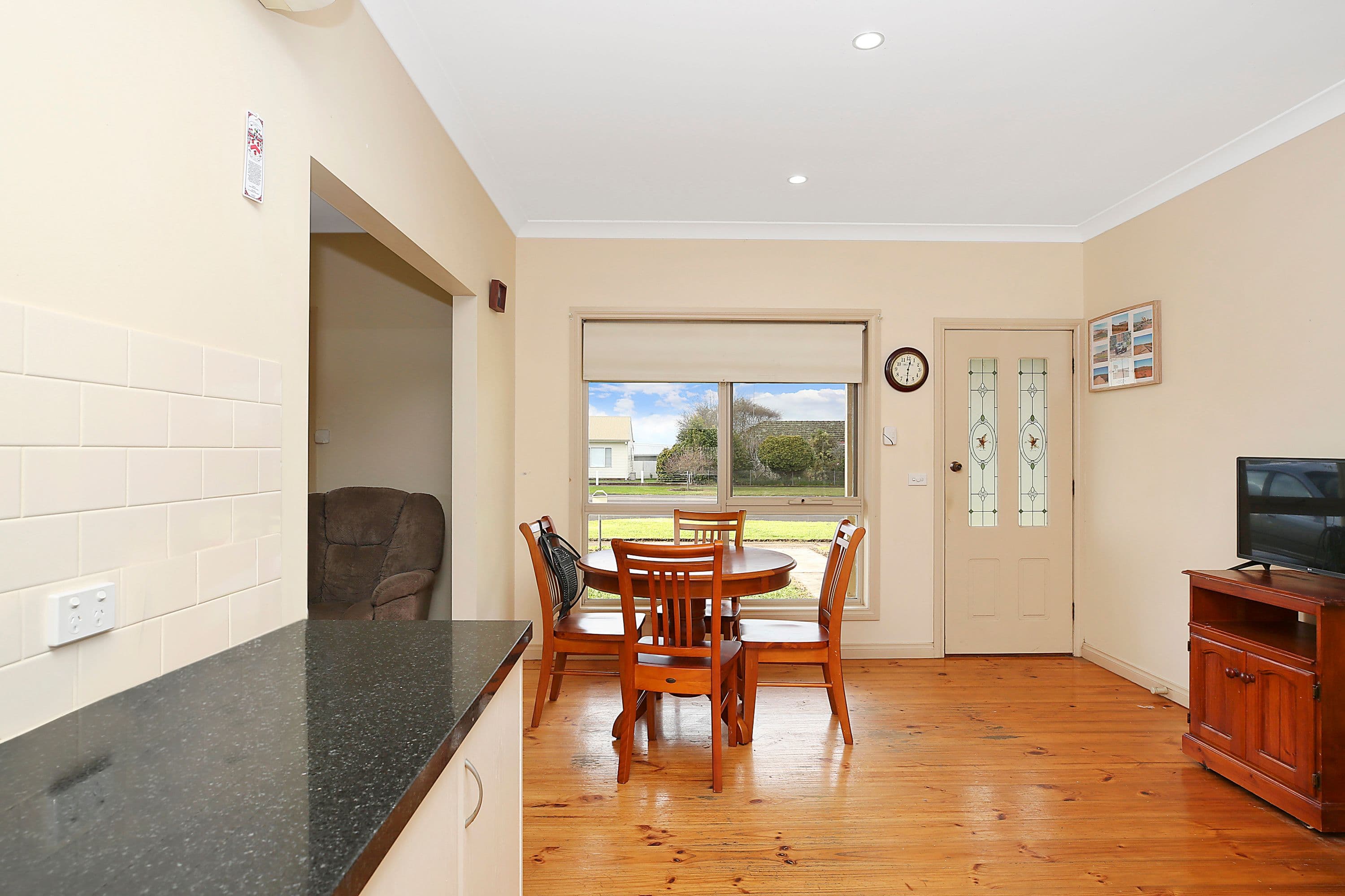 67 Victoria Street, Cobden VIC 3266, Cobden - Thumbnail 6