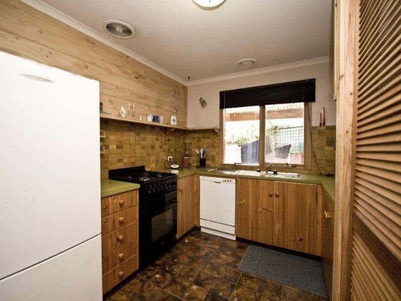 12 Darvell Cove, GREENSBOROUGH VIC 3088, Greensborough - Thumbnail 3