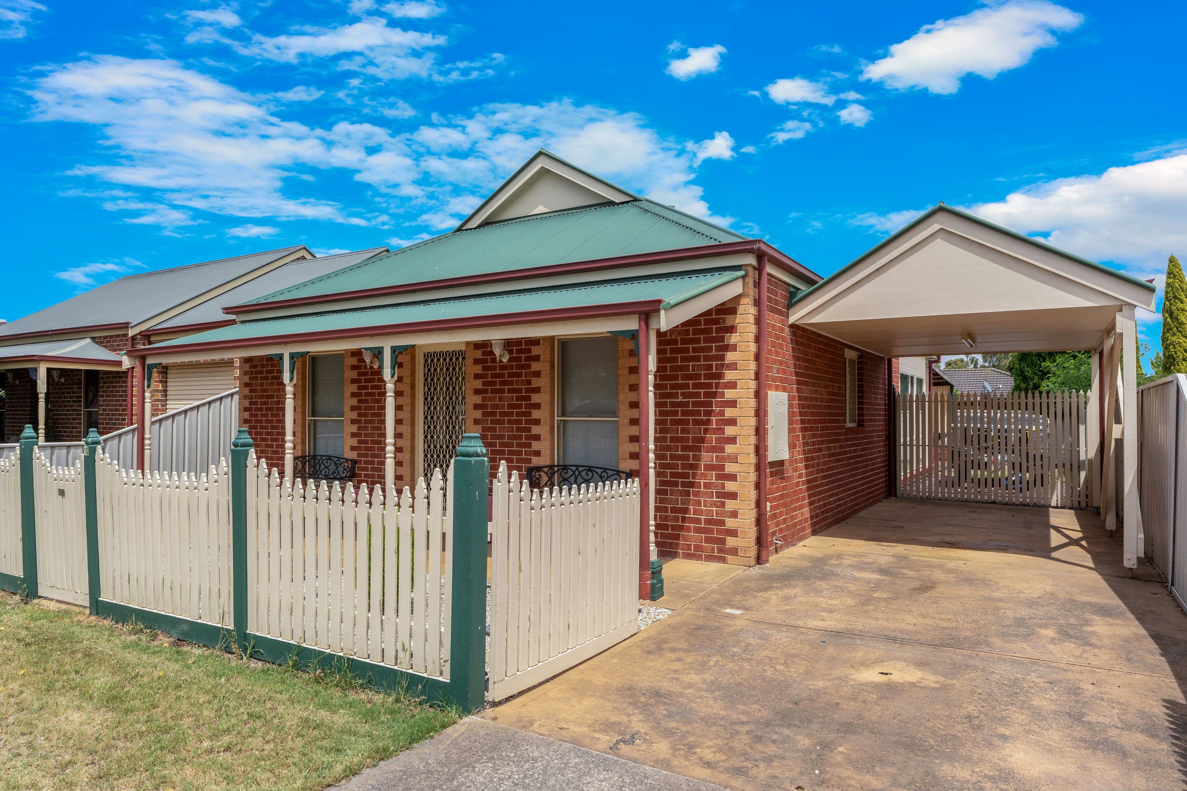 10 Maple Place, Craigieburn VIC 3064, Craigieburn - Thumbnail 2