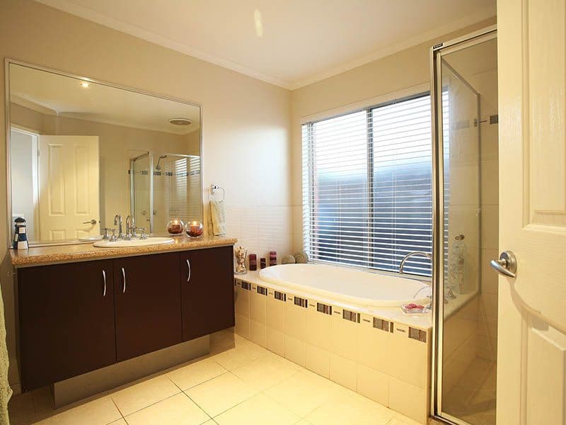 44 Don Collins Way, BERWICK VIC 3806, Berwick - Thumbnail 7