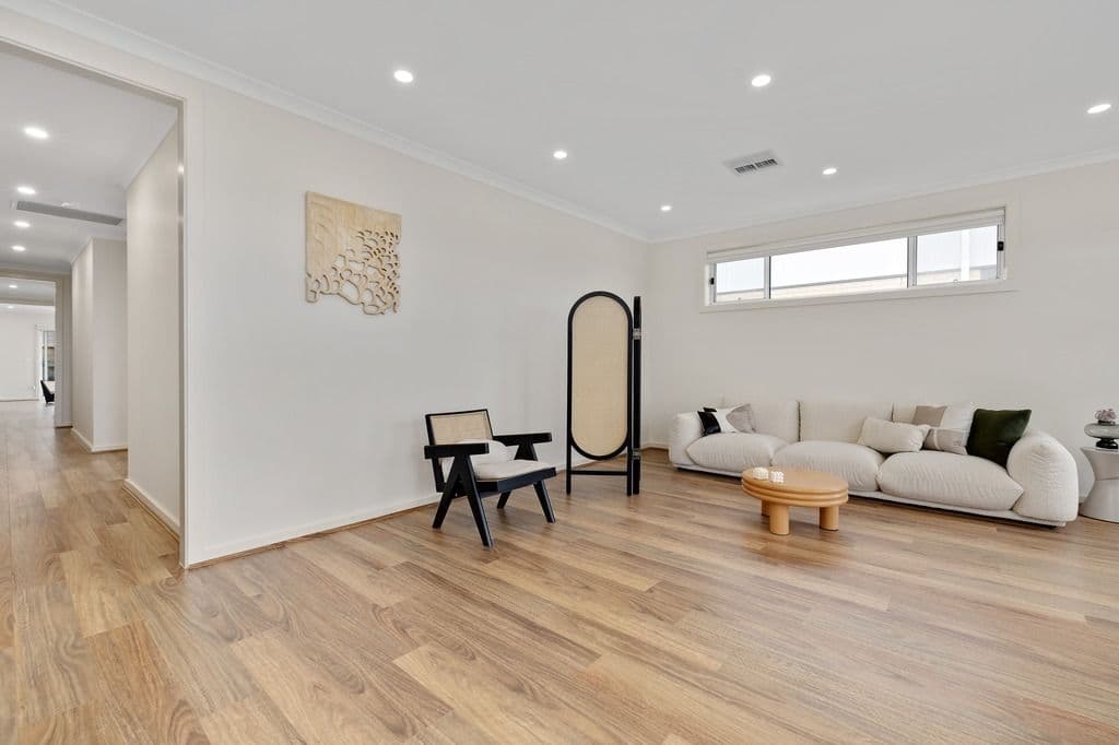 6 Yang Road, Mambourin VIC 3024, Mambourin - Thumbnail 2