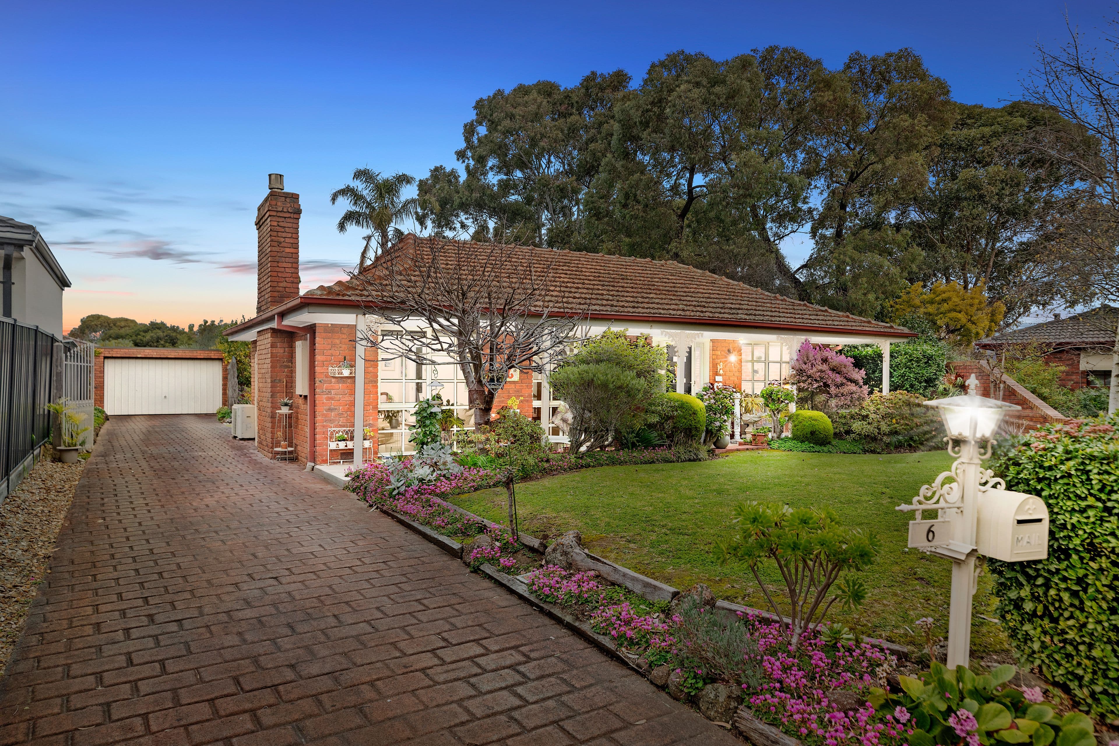 6 Rowena Rise, Wantirna South VIC 3152, Wantirna South - Image 1