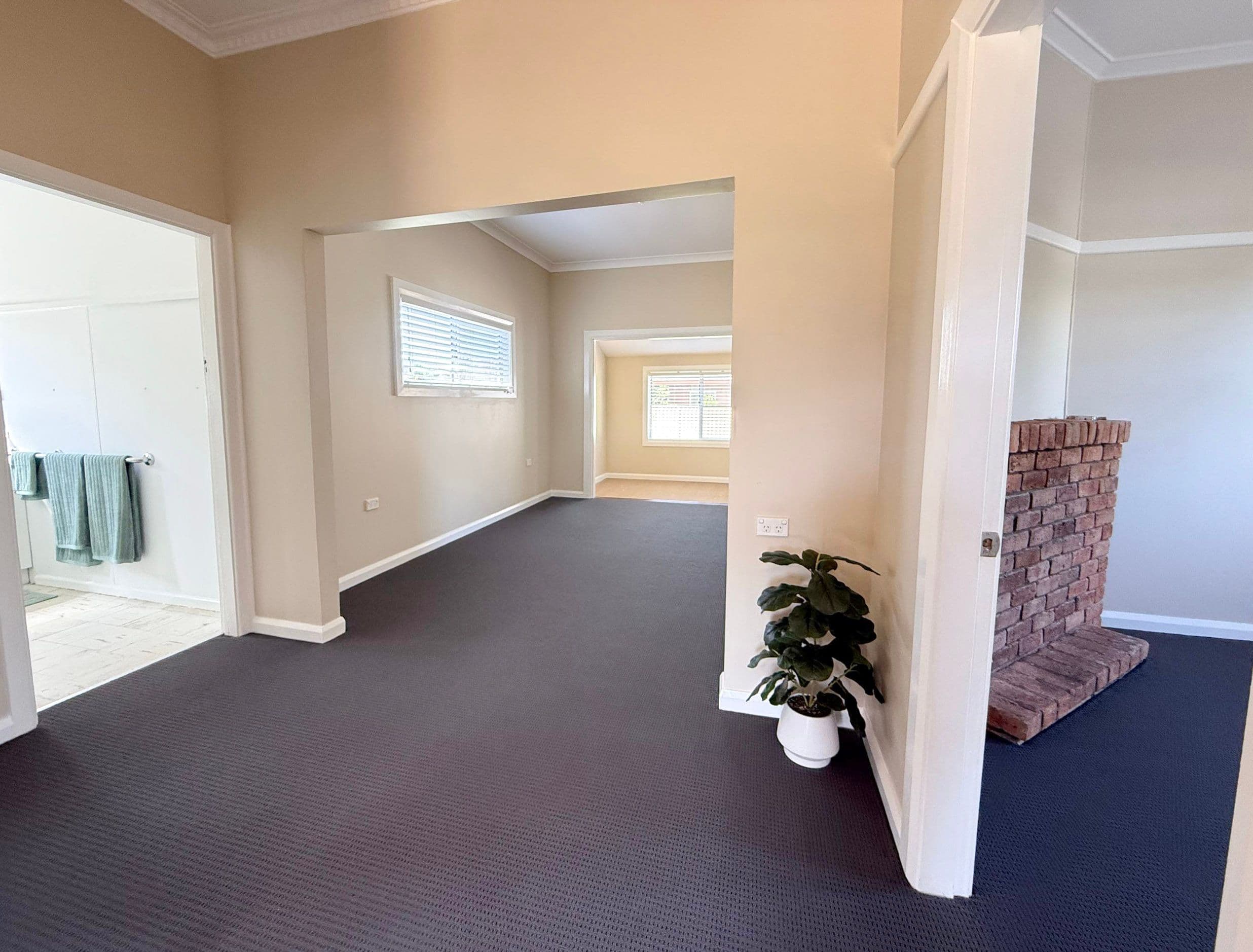 2 Carrington Street, Parkes NSW 2870, Parkes - Thumbnail 3