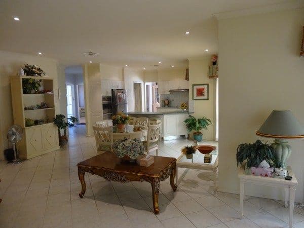 7 Sandalwood Close, CASULA NSW 2170, Casula - Thumbnail 5