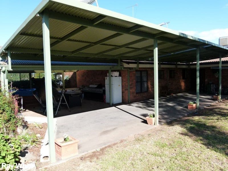 15 Chelsea Crescent, Forbes - Thumbnail 2