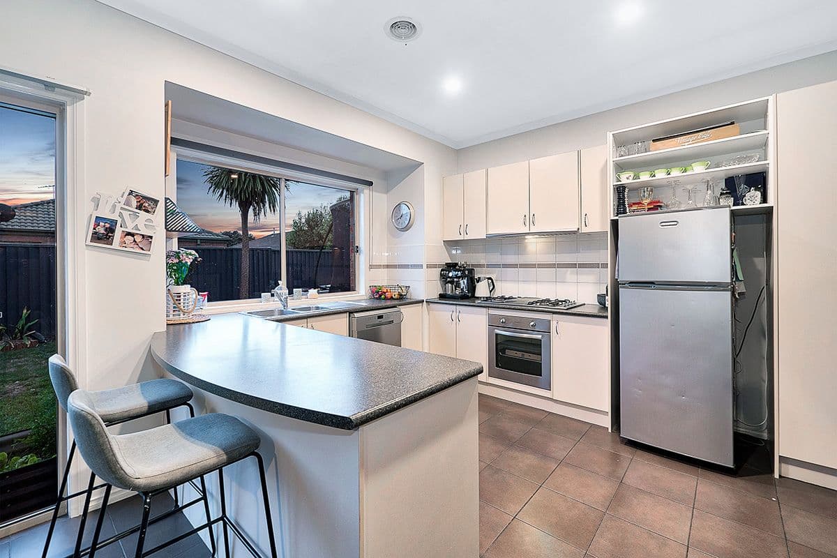 58 Scarlet Crescent, Pakenham VIC 3810, Pakenham - Thumbnail 5